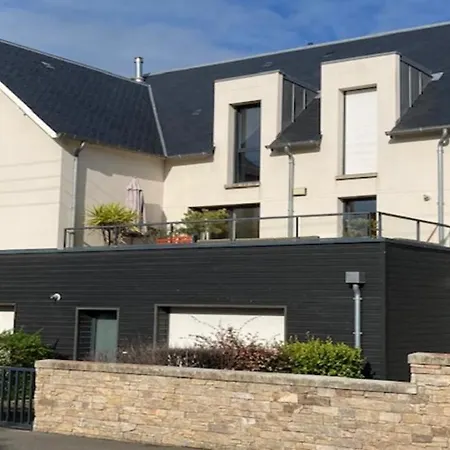 Appartement Les Cyprès - Avec Grande Terrasse Proche - St Malo *